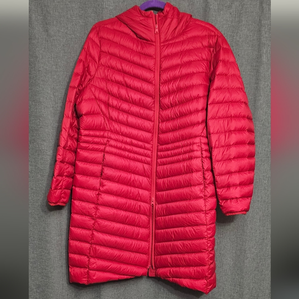 Lands' End Ultralight Packable Down Coat Size XL18 Petite Red 800 fill Power New